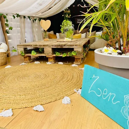 Bernegal Moneyba, Hot Tub, Piscina Y Jardin Lejlighed