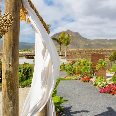 Bernegal Moneyba, Hot Tub, Piscina Y Jardin Lejlighed Buzanada