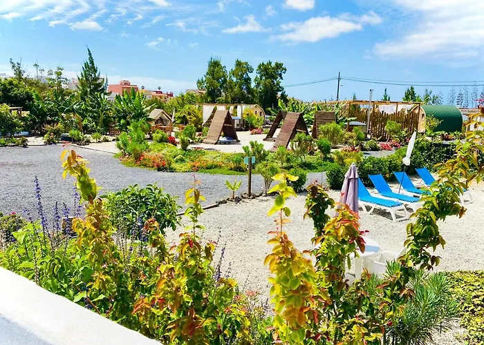 Bernegal Moneyba, Hot Tub, Piscina Y Jardin