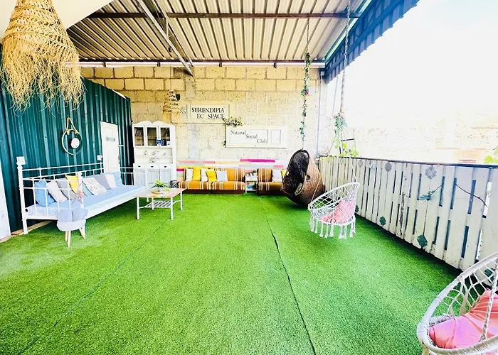 Bernegal Moneyba, Hot Tub, Piscina Y Jardin *