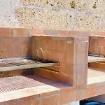 Bernegal Moneyba, Hot Tub, Piscina Y Jardin Διαμέρισμα Buzanada