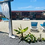 Bernegal Moneyba, Hot Tub, Piscina Y Jardin