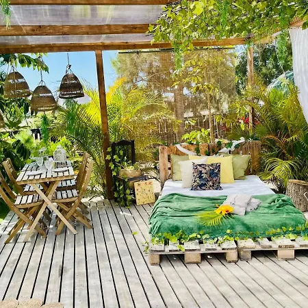 Сasa de vacaciones Bernegal Moneyba, Hot Tub, Piscina Y Jardin *