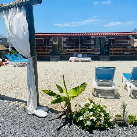 Bernegal Moneyba, Hot Tub, Piscina Y Jardin