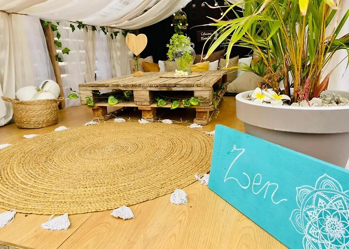 Bernegal Moneyba, Hot Tub, Piscina Y Jardin アパート